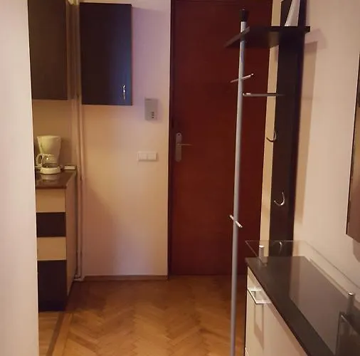 Hospitality Centrum - Magheru * Бухарест