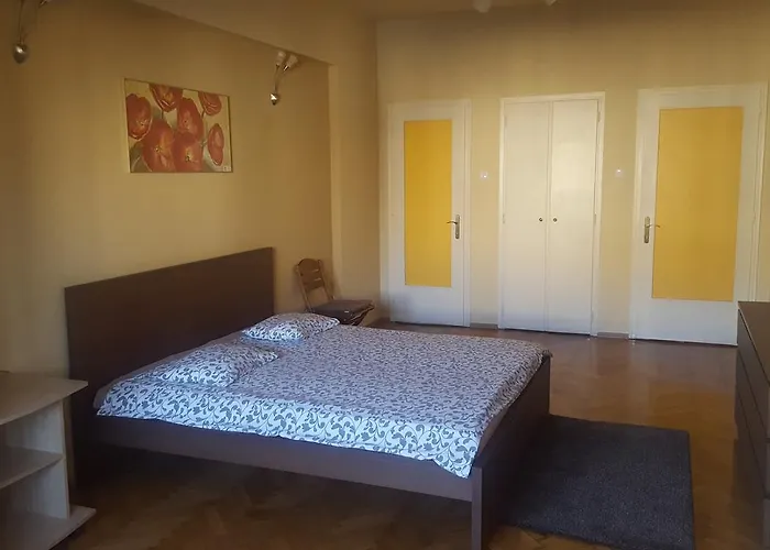 Hospitality Centrum - Magheru Apartmán