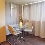 Hospitality Centrum - Magheru Апартаменты